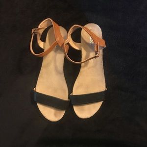 merona brand name sandal heels